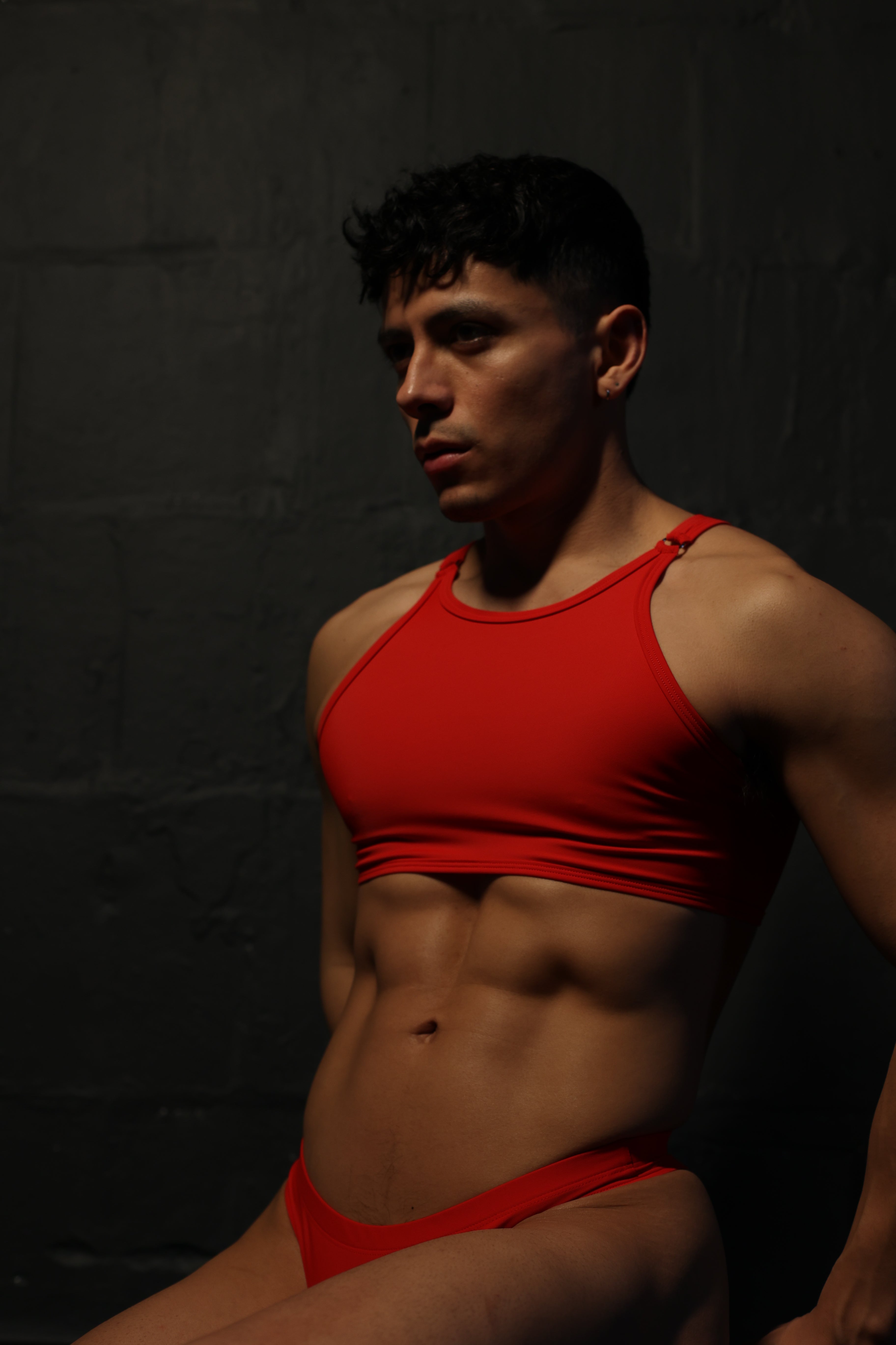 FABI'S CLOSET ROSSO RING CROP
