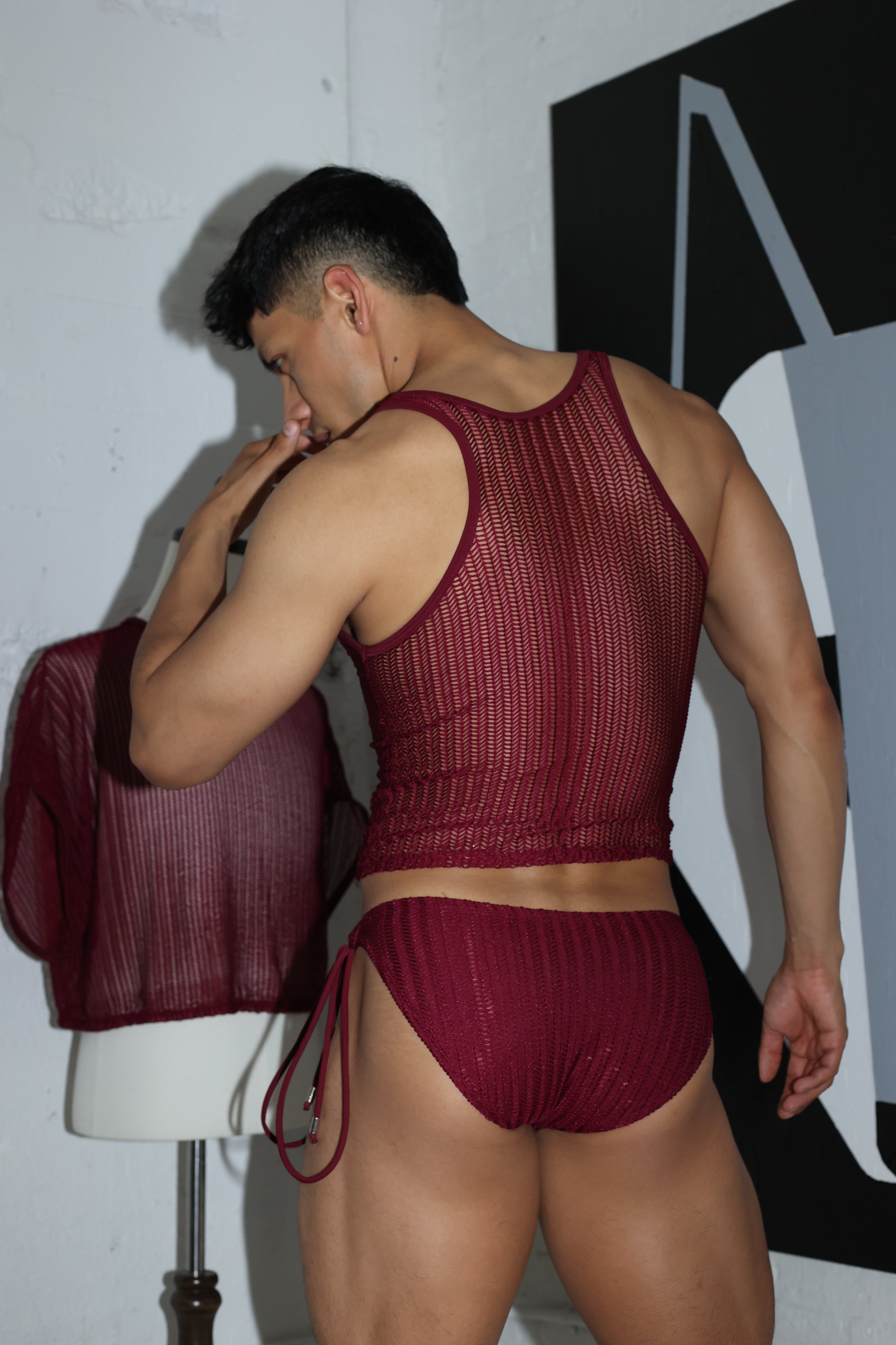 SLIP DE BAIN NOIR EN FILET