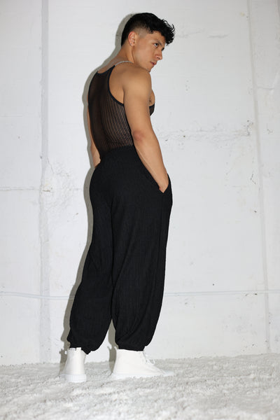 BLACK PLISSÉ PANTS