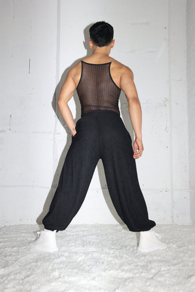 BLACK PLISSÉ PANTS