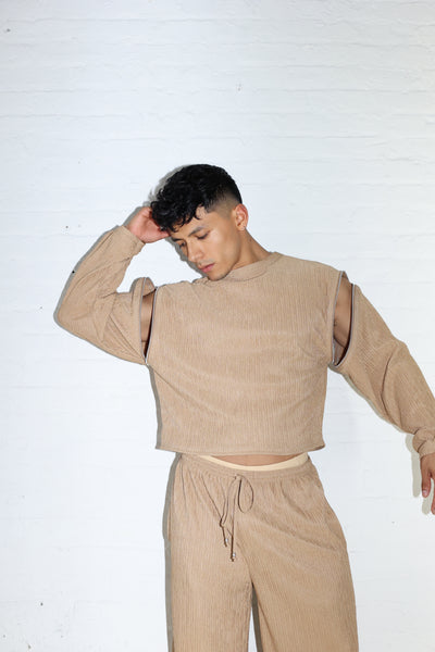 NATURAL PLISSÉ SWEATER